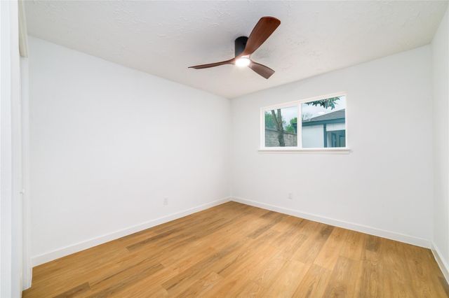 16127 Ridgegreen Drive, Houston, TX 77082