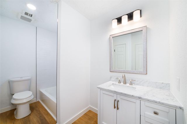 16127 Ridgegreen Drive, Houston, TX 77082