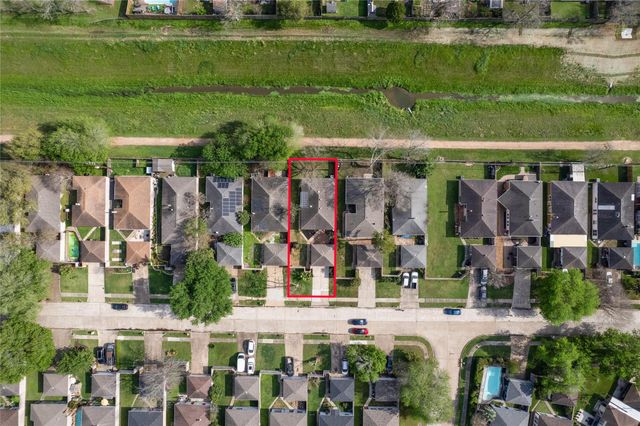 16127 Ridgegreen Drive, Houston, TX 77082