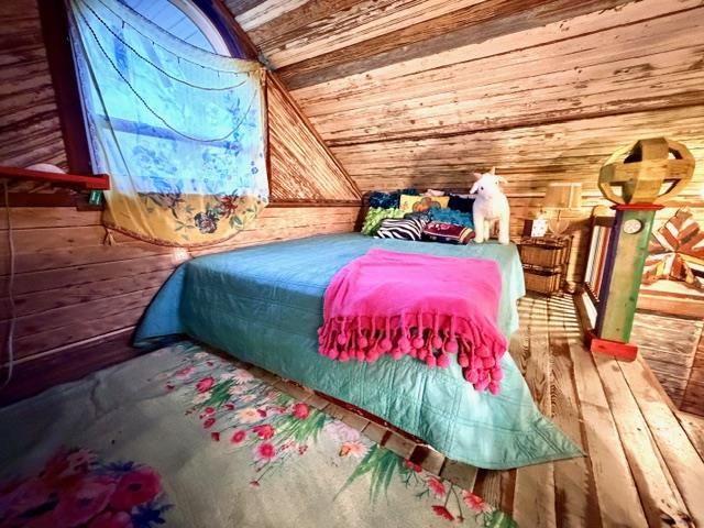 1608 School ST, Goldthwaite, TX 76844