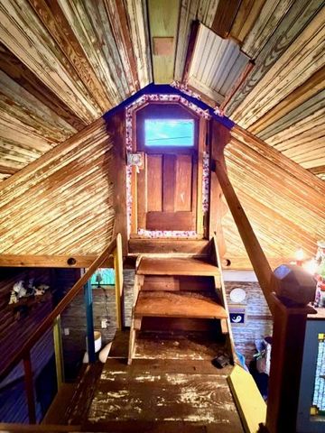 1608 School ST, Goldthwaite, TX 76844