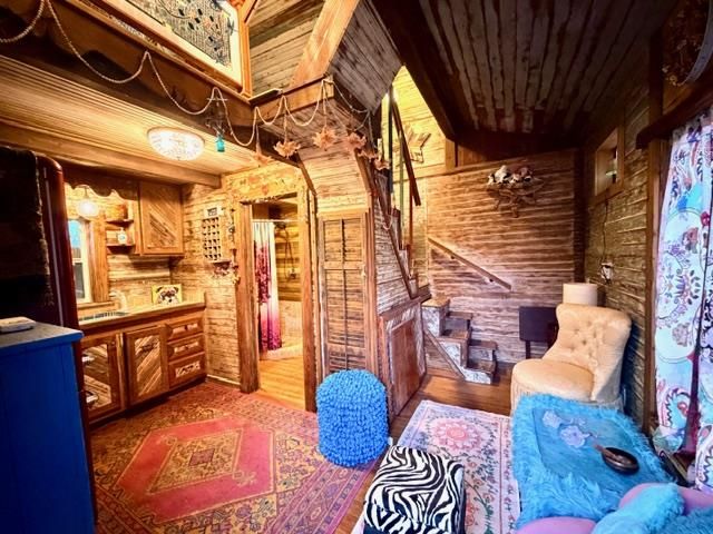 1608 School ST, Goldthwaite, TX 76844