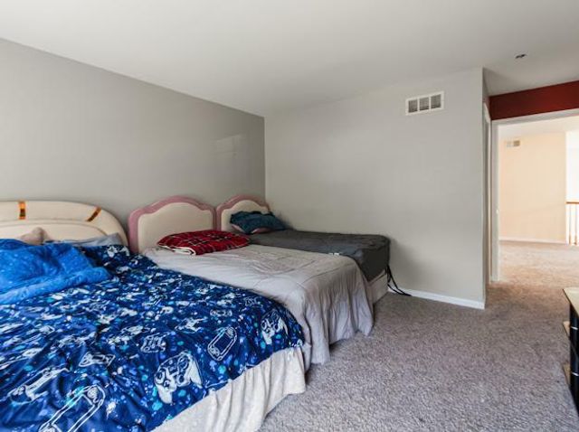 829 Lindsey Lane, Bolingbrook, IL 60440