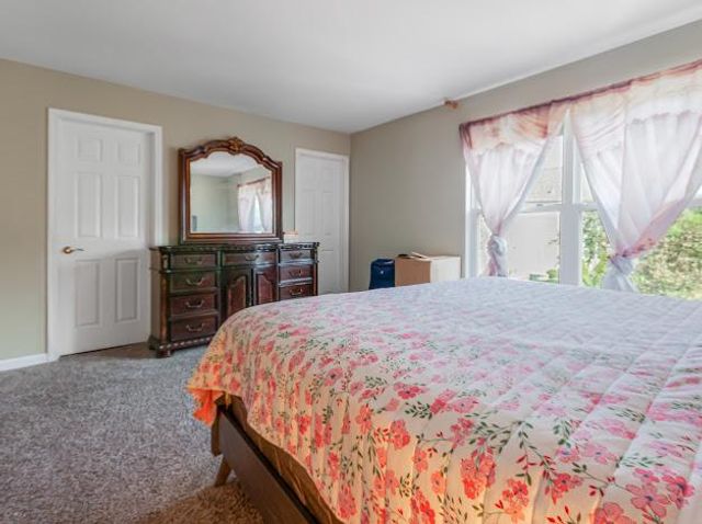 829 Lindsey Lane, Bolingbrook, IL 60440