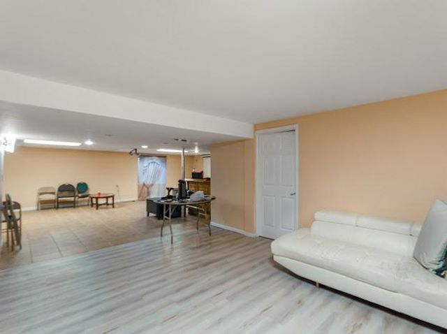 829 Lindsey Lane, Bolingbrook, IL 60440