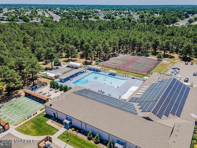 91 Cabrillo Boulevard, Toms River, NJ 08757