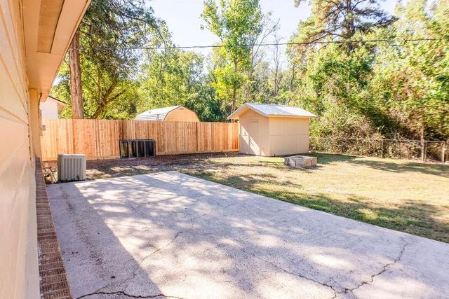 3312 Old Houston Road, Huntsville, TX 77340