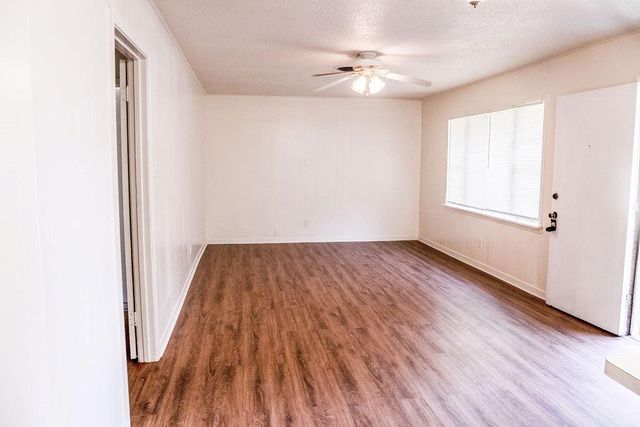 3312 Old Houston Road, Huntsville, TX 77340