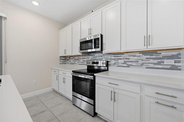 1023 SUGARWOOD STREET, Davenport, FL 33837