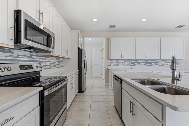 1023 SUGARWOOD STREET, Davenport, FL 33837