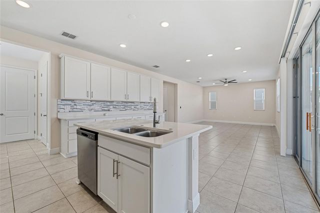 1023 SUGARWOOD STREET, Davenport, FL 33837