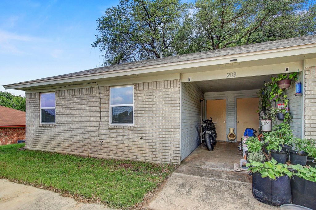 203 Sorrell DR A & B, Copperas Cove, TX 76522