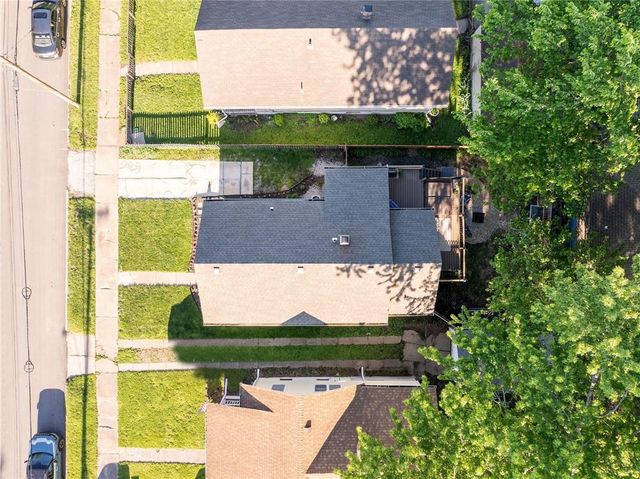 703 W 77th Street, Kansas City, MO 64114