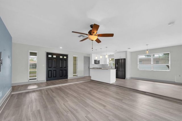 1040 BRITTON STREET, Largo, FL 33770