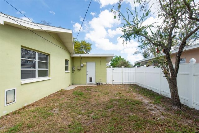 1040 BRITTON STREET, Largo, FL 33770