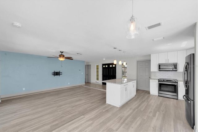 1040 BRITTON STREET, Largo, FL 33770