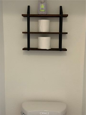 950 W Lambert 11, La Habra, CA 90631