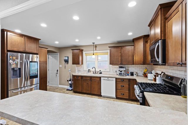 3300 S 66th STREET, Milwaukee, WI 53219