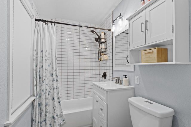 3300 S 66th STREET, Milwaukee, WI 53219