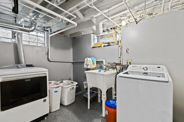 3300 S 66th STREET, Milwaukee, WI 53219