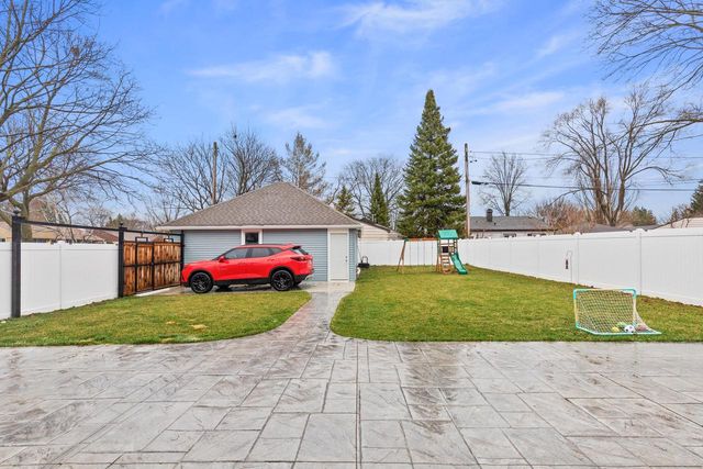 3300 S 66th STREET, Milwaukee, WI 53219