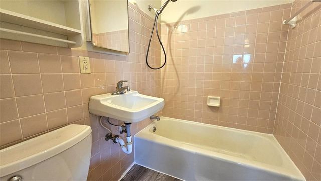65 N MAPLE STREET, Englewood, FL 34223