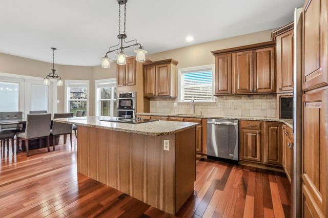 5409 BELL FLOWER CT, Columbia, MO 65203