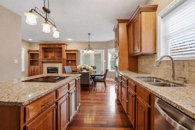 5409 BELL FLOWER CT, Columbia, MO 65203