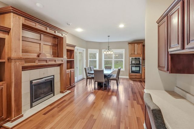 5409 BELL FLOWER CT, Columbia, MO 65203