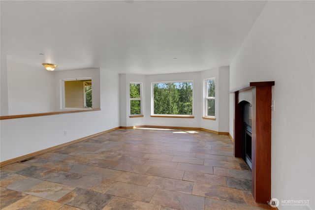 41216 305 Avenue SE, Enumclaw, WA 98022