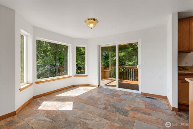 41216 305 Avenue SE, Enumclaw, WA 98022