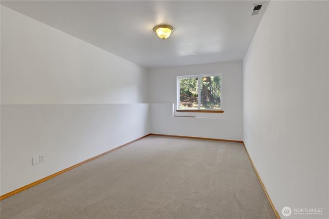 41216 305 Avenue SE, Enumclaw, WA 98022