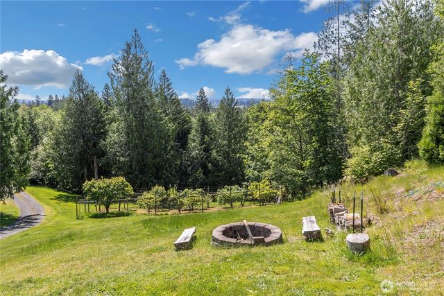 41216 305 Avenue SE, Enumclaw, WA 98022