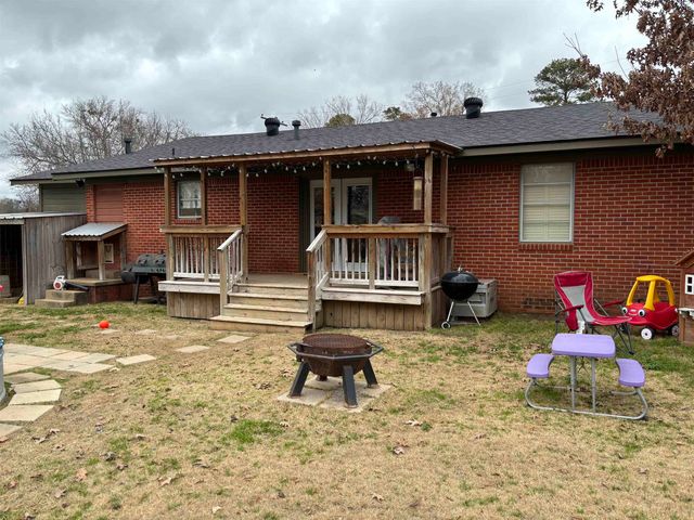 702 Elaine, Henderson, TX 75654