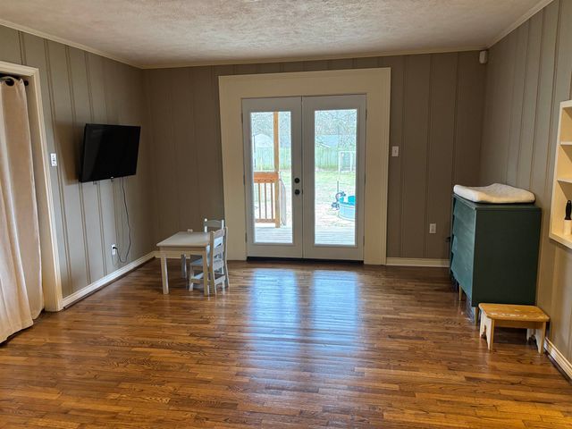 702 Elaine, Henderson, TX 75654