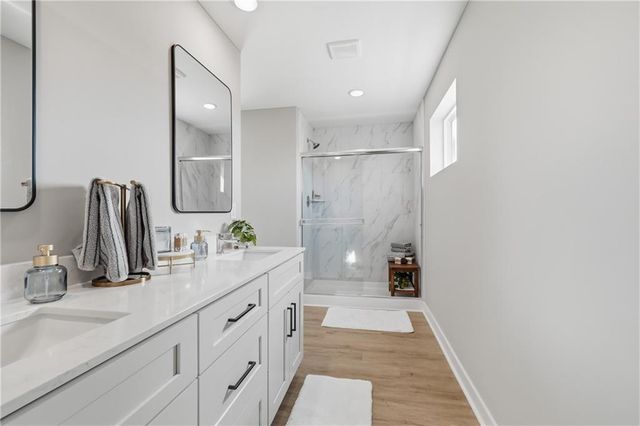 15558 E 47th Terrace, Kansas City, MO 64136