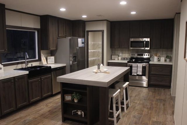 2462 Blocker Rd, Marshall, TX 75672