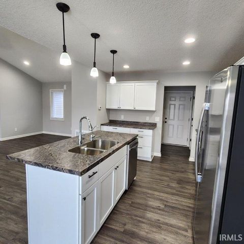 7778 E Goodison Road, North Webster, IN 46555