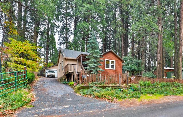 2893 Polaris St, Pollock Pines, CA 95726