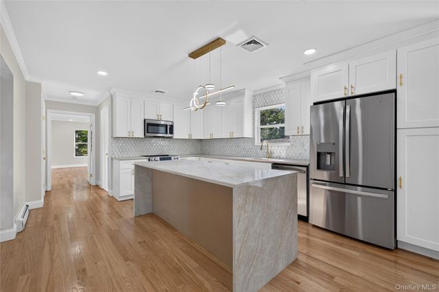 296 Westchester Avenue, West Babylon, NY 11704