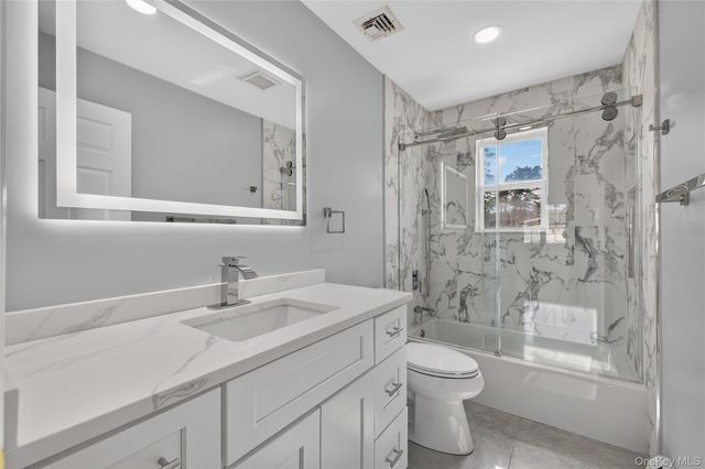 296 Westchester Avenue, West Babylon, NY 11704