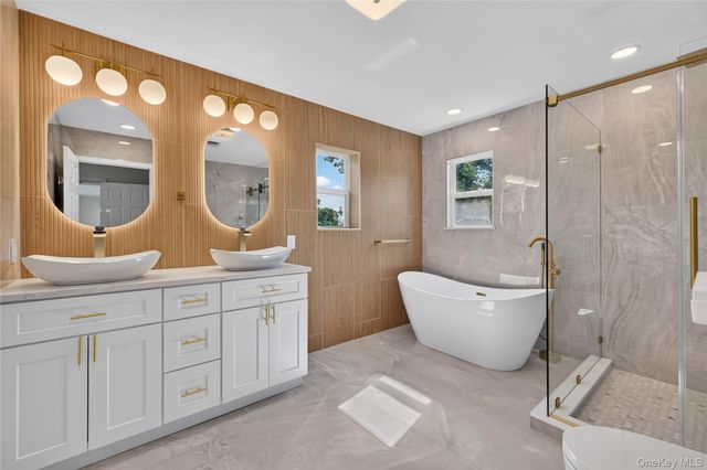 296 Westchester Avenue, West Babylon, NY 11704