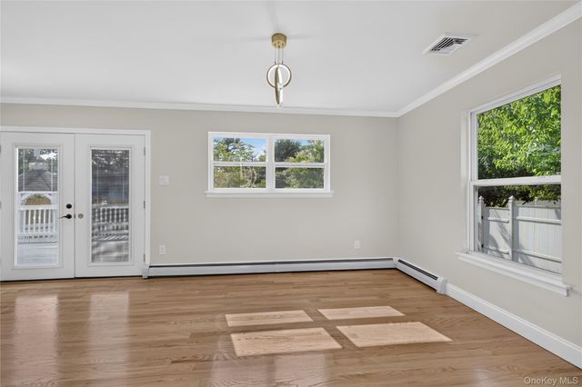 296 Westchester Avenue, West Babylon, NY 11704