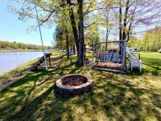 519 E Sun Oil Road, Gladwin, MI 48624