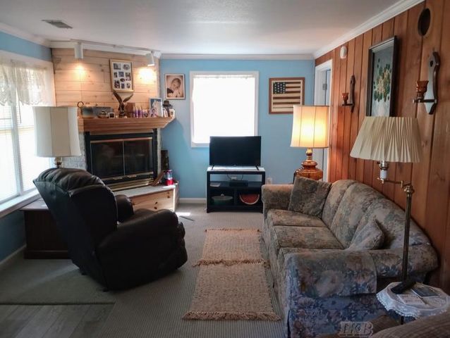519 E Sun Oil Road, Gladwin, MI 48624