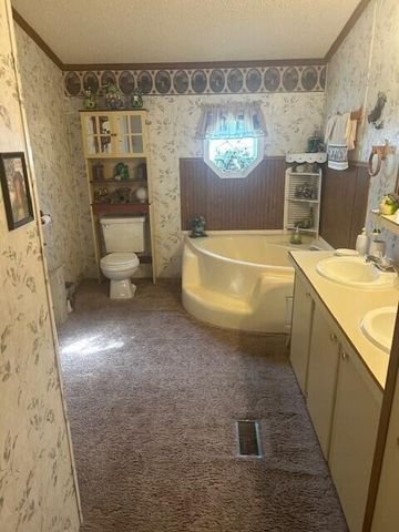 115 Deer Hunter Ln, Leesville, LA 71446