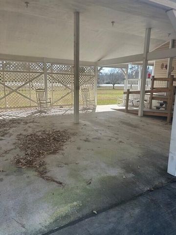 115 Deer Hunter Ln, Leesville, LA 71446