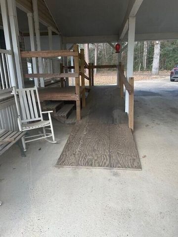 115 Deer Hunter Ln, Leesville, LA 71446