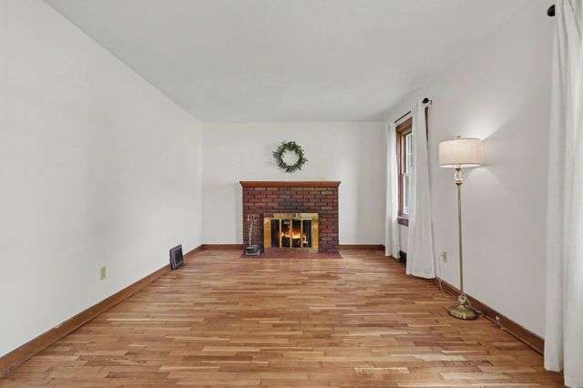 33 Pleasant Avenue, Battle Creek, MI 49015