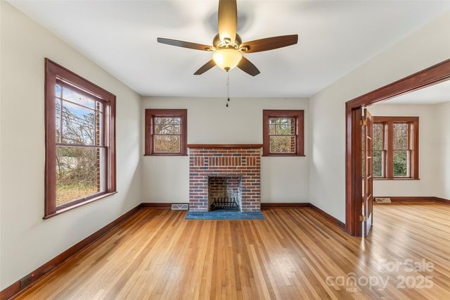 2523 Kool Park Road NE, Hickory, NC 28601